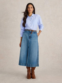 An image of the White Stuff Laurel Longline Cotton Shirt