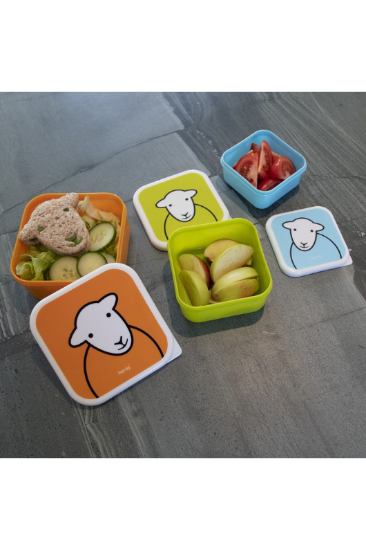 An image of The Herdy Company's Herdy 'Hello' Snack Box Set.