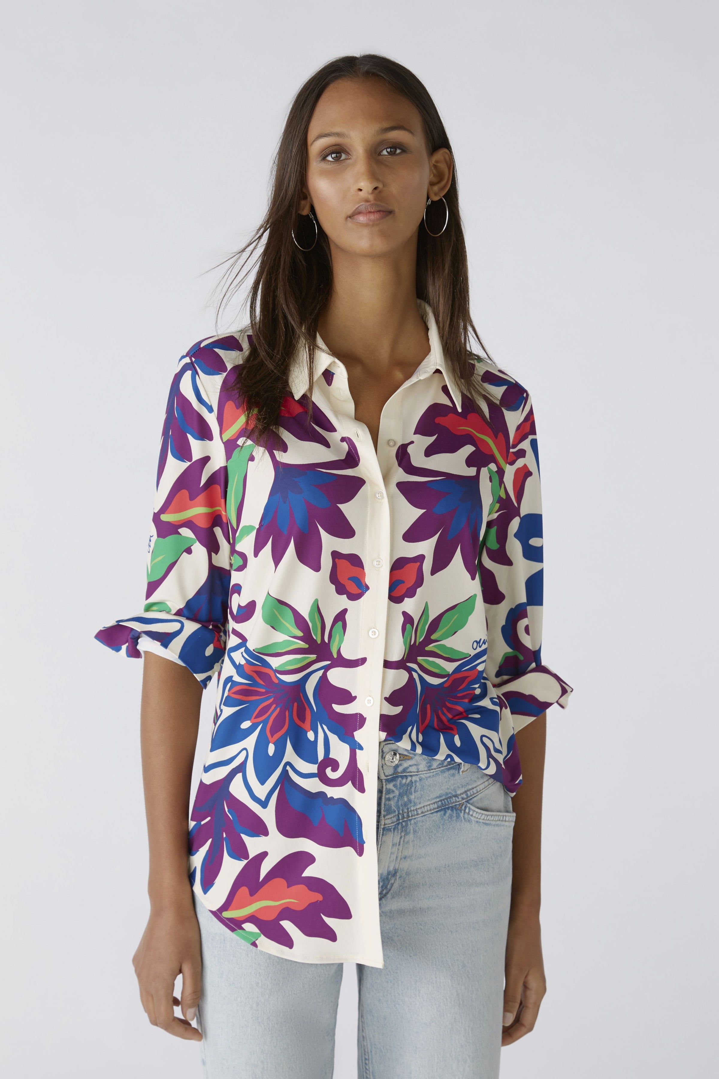 An image of the Oui Bold Floral Blouse