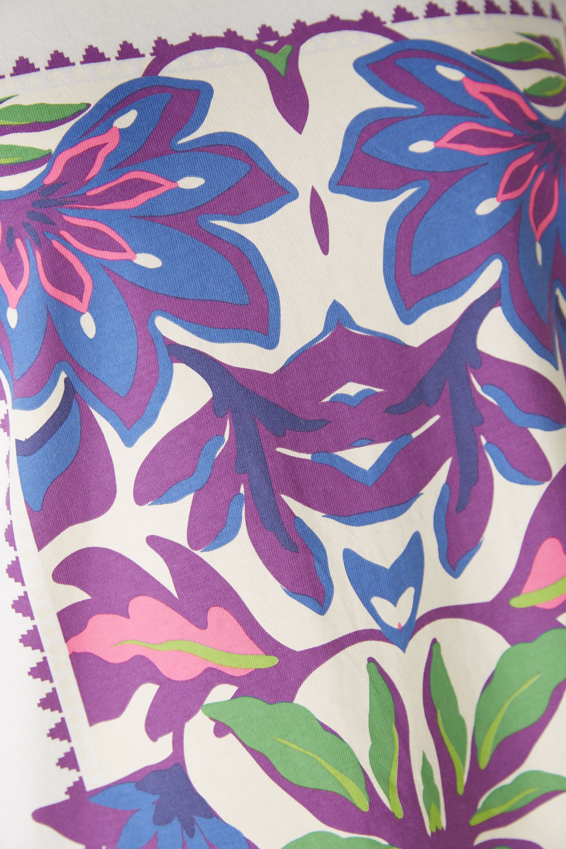 An image of the Oui Floral Motif T-Shirt