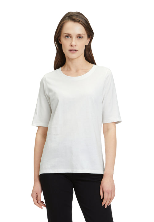 Betty Barclay T-Shirt. A basic tee with a figure-skimming design, mid-length sleeves, and a round neckline.
