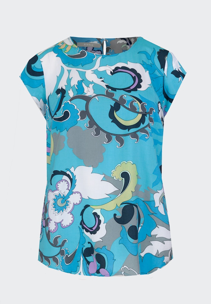 Bianca Darni Cap Sleeve Top. A regular fit top with cap sleeves, round neckline and bold blue and white print.