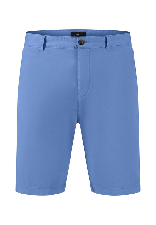 Fynch-Hatton Bermuda Shorts. A pair of casual fit shorts with pockets and zip/button closure.