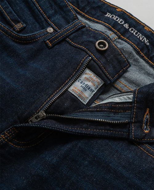 Sutton Staight Fit Jeans