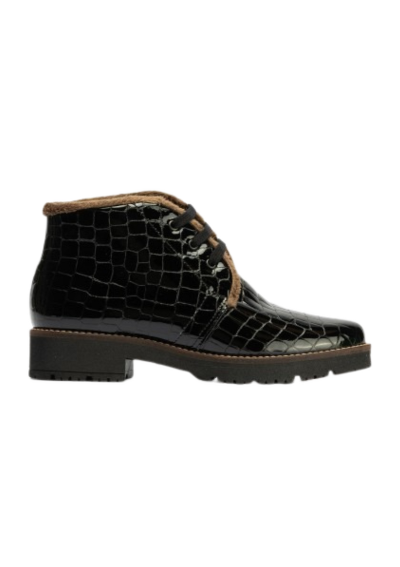 An image of the Pitillos Leather Lace Up Ankle Boots