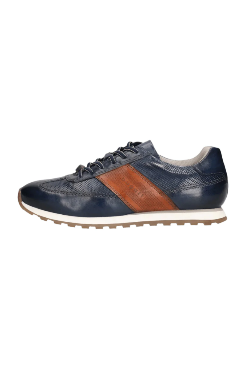 An image of the Bugatti Leather Sneakers