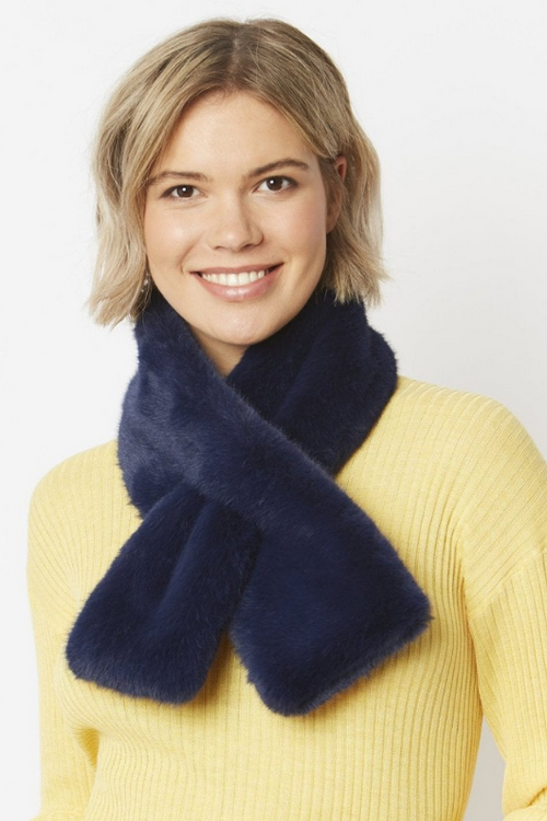 An image of the Jayley Faux Fur Scarf
