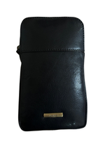 An image of the Nova Leathers Leather Simple Phone Case