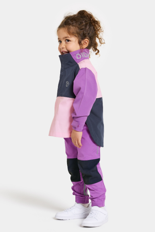 An image of the Didriksons Lingon Kids Jacket