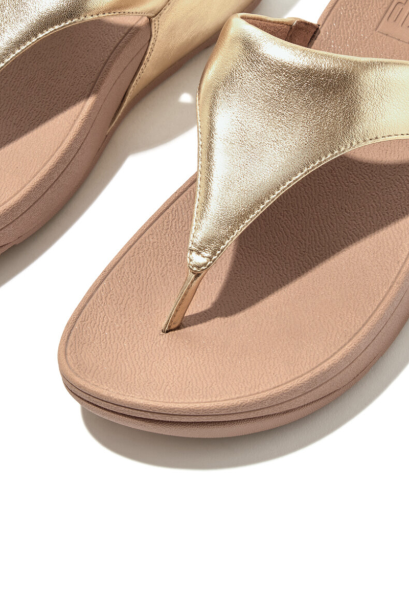 An image of the Fitflop Lulu Leather Toe-Post Sandals