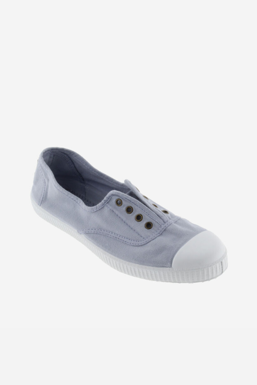 An image of the Victoria 1915 Inglesa Plimsole