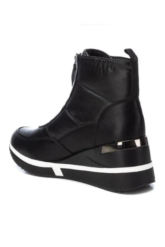 An image of the Xti Ankle Boots