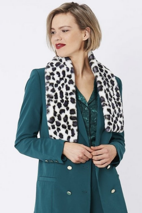 An image of the Jayley Animal Faux Fur Scarf