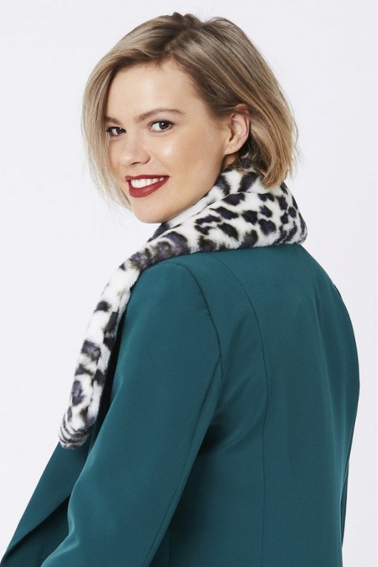 An image of the Jayley Animal Faux Fur Scarf