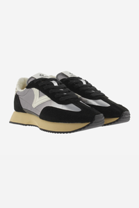 Cosmos Nylon Metallic Trainer