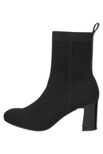 Feminine Essential Knit Boot