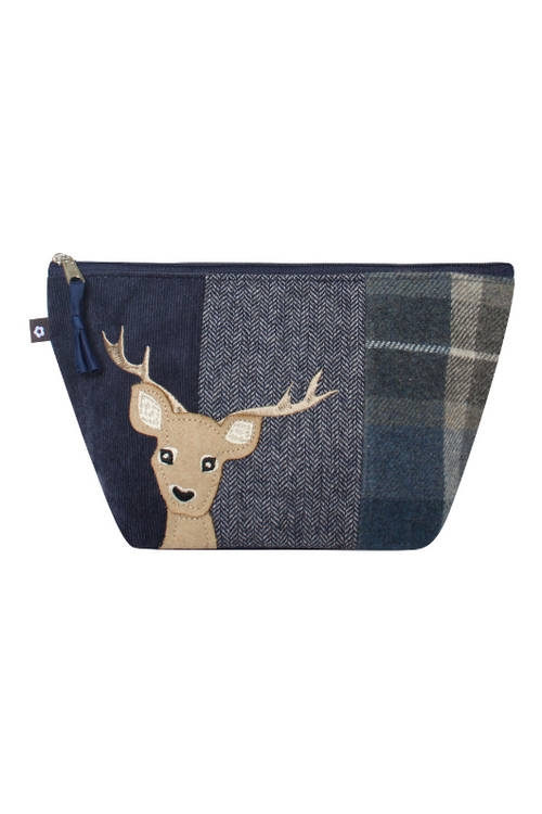 Earth Squared Applique Makeup Bag. A tweed makeup bag featuring a deer applique.