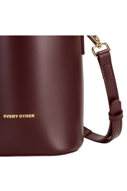 An image of the Every Other Solara Bucket Bag