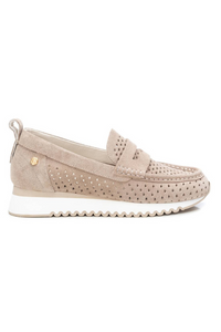 An image of the Carmela Platform Loafer