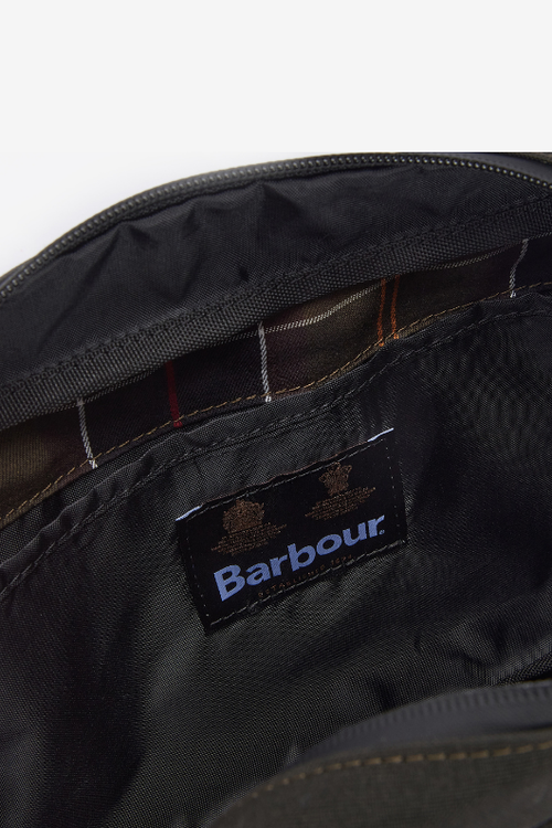 An image of the Barbour Field Washbag