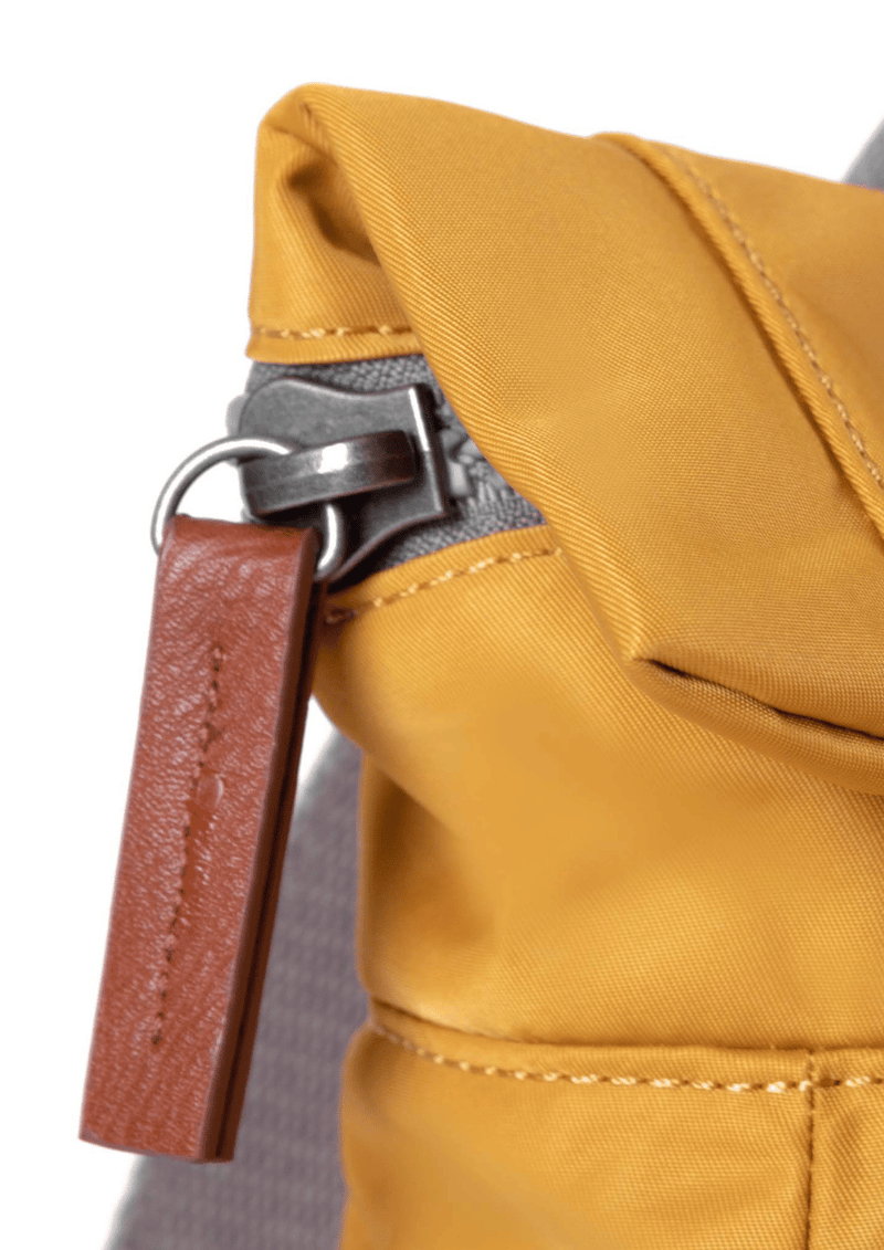 An image of the ROKA London Canfield B Backpack