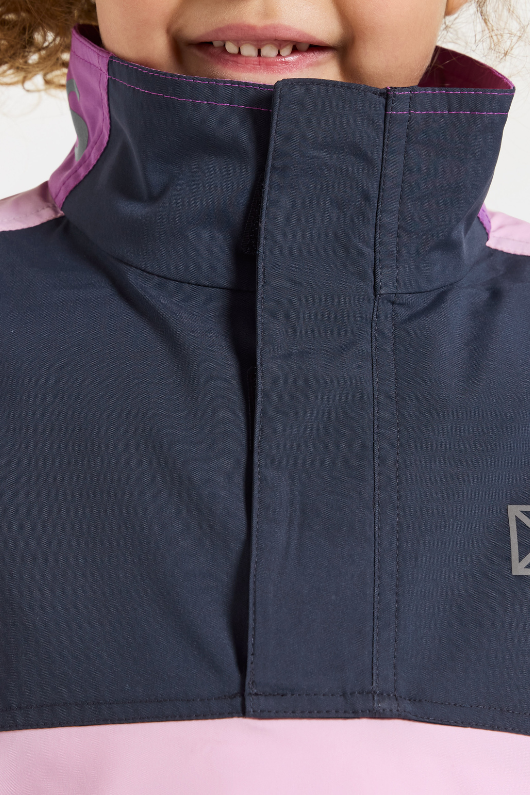An image of the Didriksons Lingon Kids Jacket