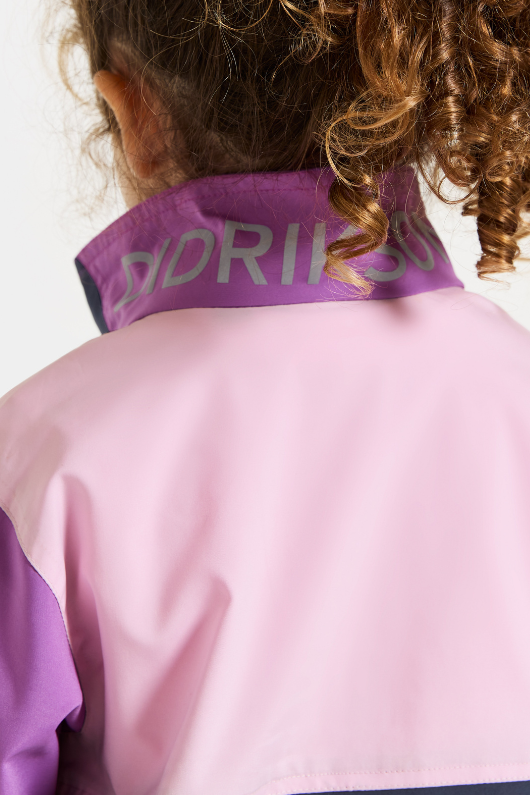 An image of the Didriksons Lingon Kids Jacket