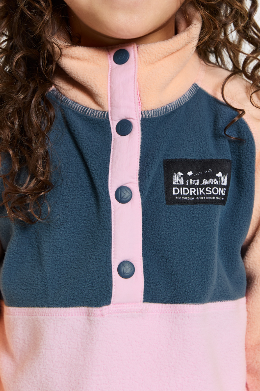 An image of the Didriksons Monte 3 Button Fleece