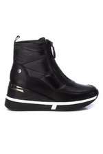 An image of the Xti Ankle Boots