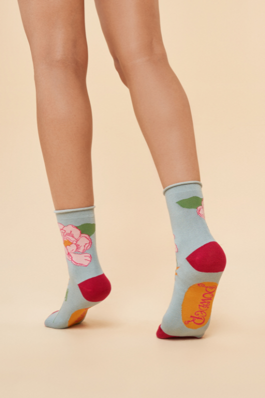 Powder Ankle Socks in tropical flora ice design