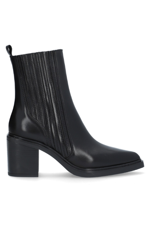 An image of the Alpe Leather Heeled Ankle Boots