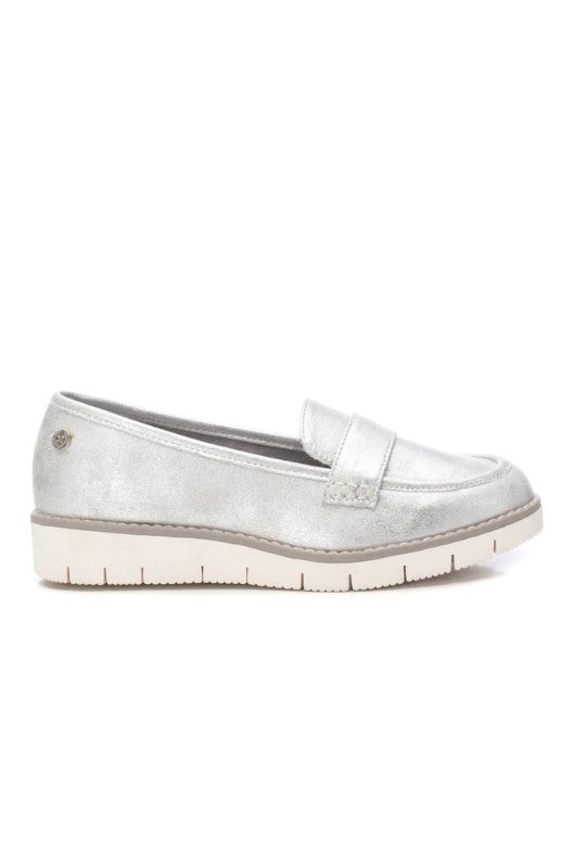 An image of the Xti Loafer