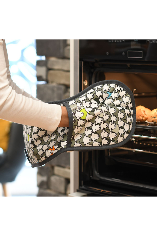 The Herdy Company Oven Glove in Flock