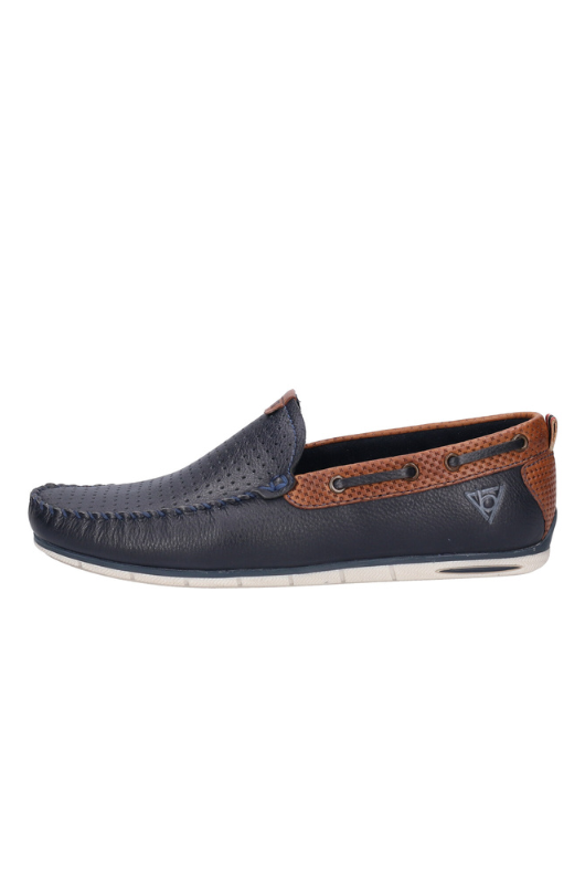 Bugatti Chesley Moccasin. Men's leather loafers with flexible soles, tan accents and a chic navy design.