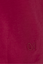 Oui T-Shirt. A crap sleeve T-shirt with V-neck in the colour pink.