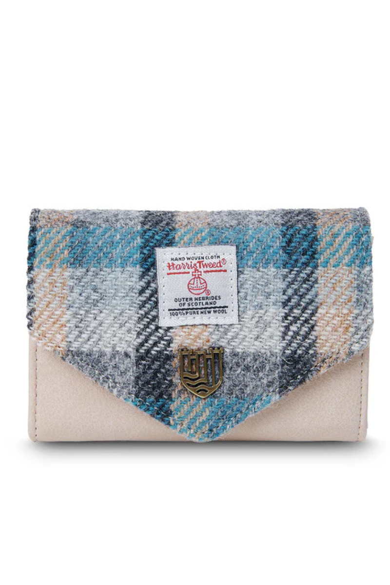 An image of the Islander The Small Clasp Purse