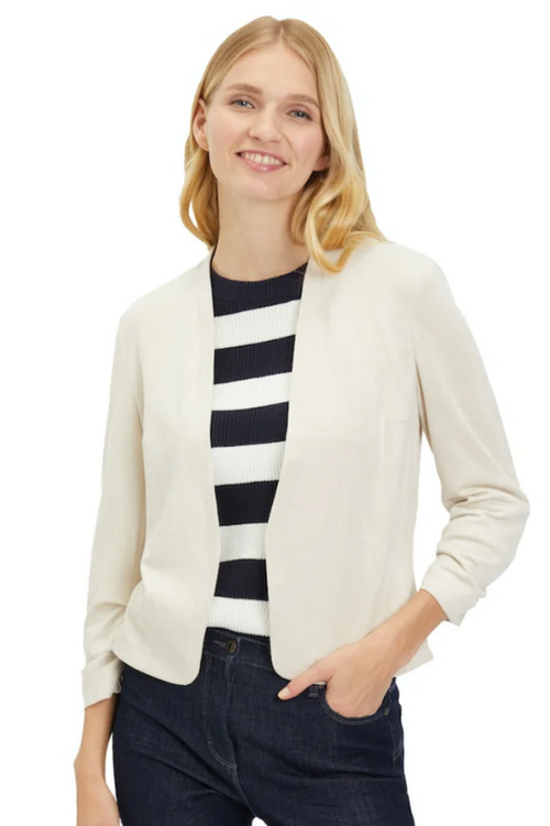 An image of the Betty Barclay Blazer