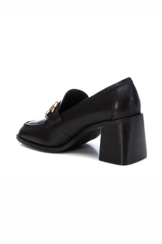 An image of the Carmela Heeled Leather Loafer
