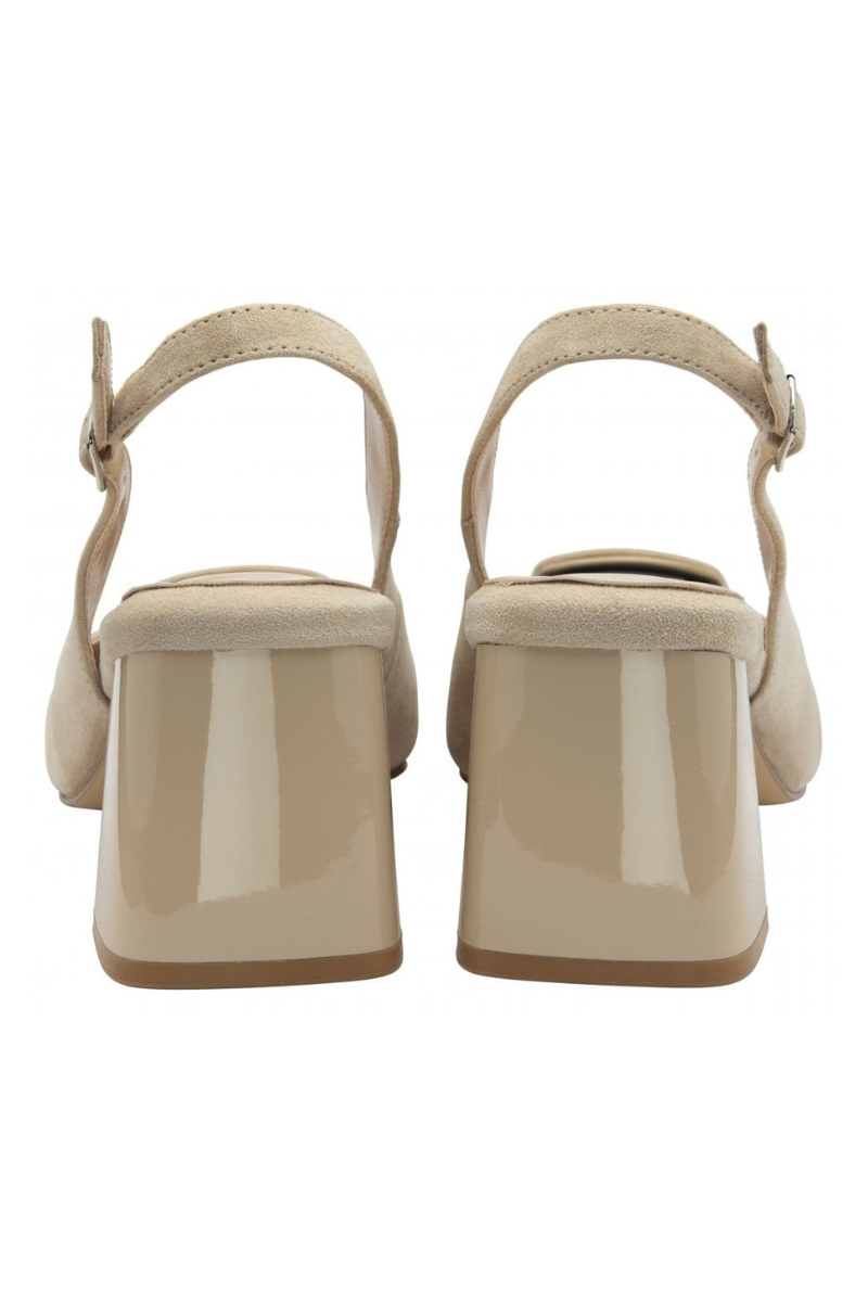 An image of the Lotus Josefa Shoe