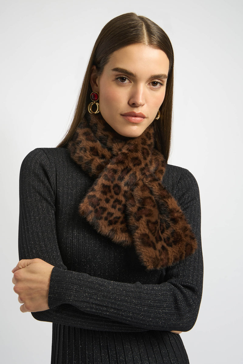 An image of the Joseph Ribkoff Scarf