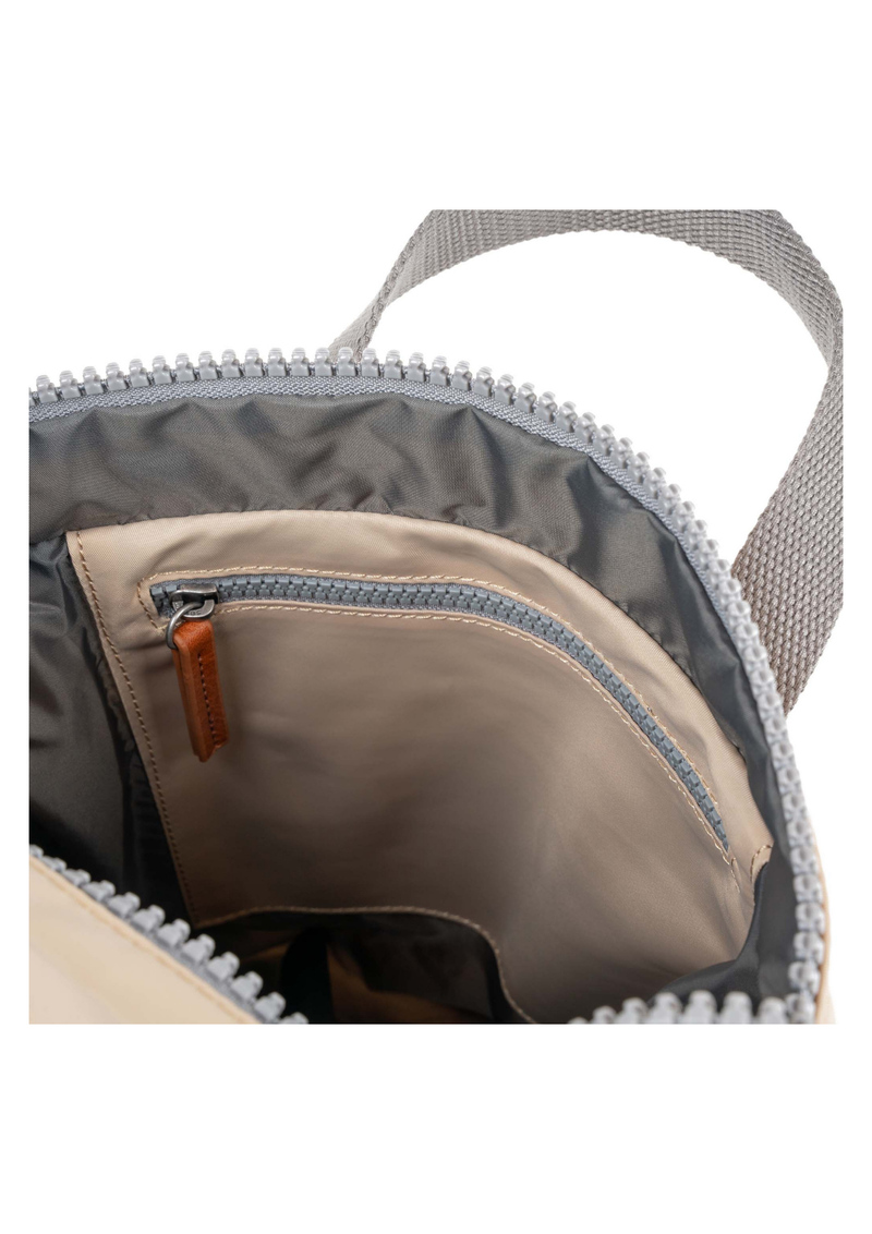 An image of the ROKA London Canfield B Backpack
