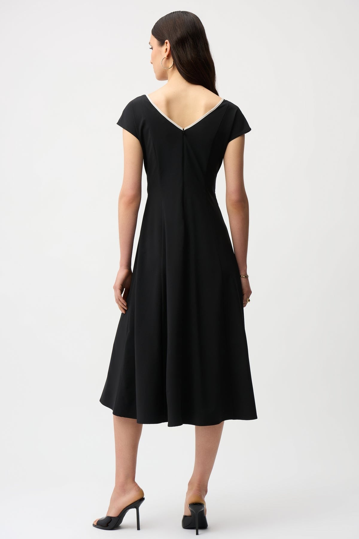 An image of the Joseph Ribkoff Dress