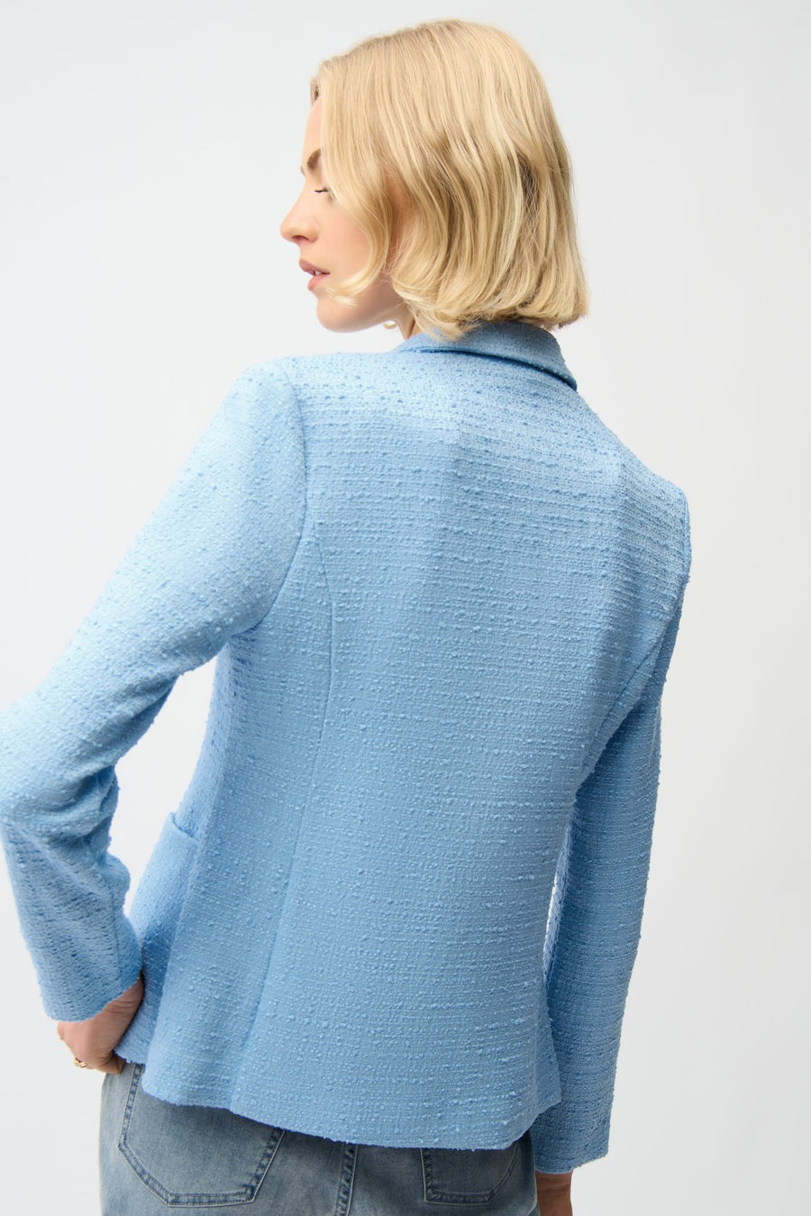 An image of the Joseph Ribkoff Blazer