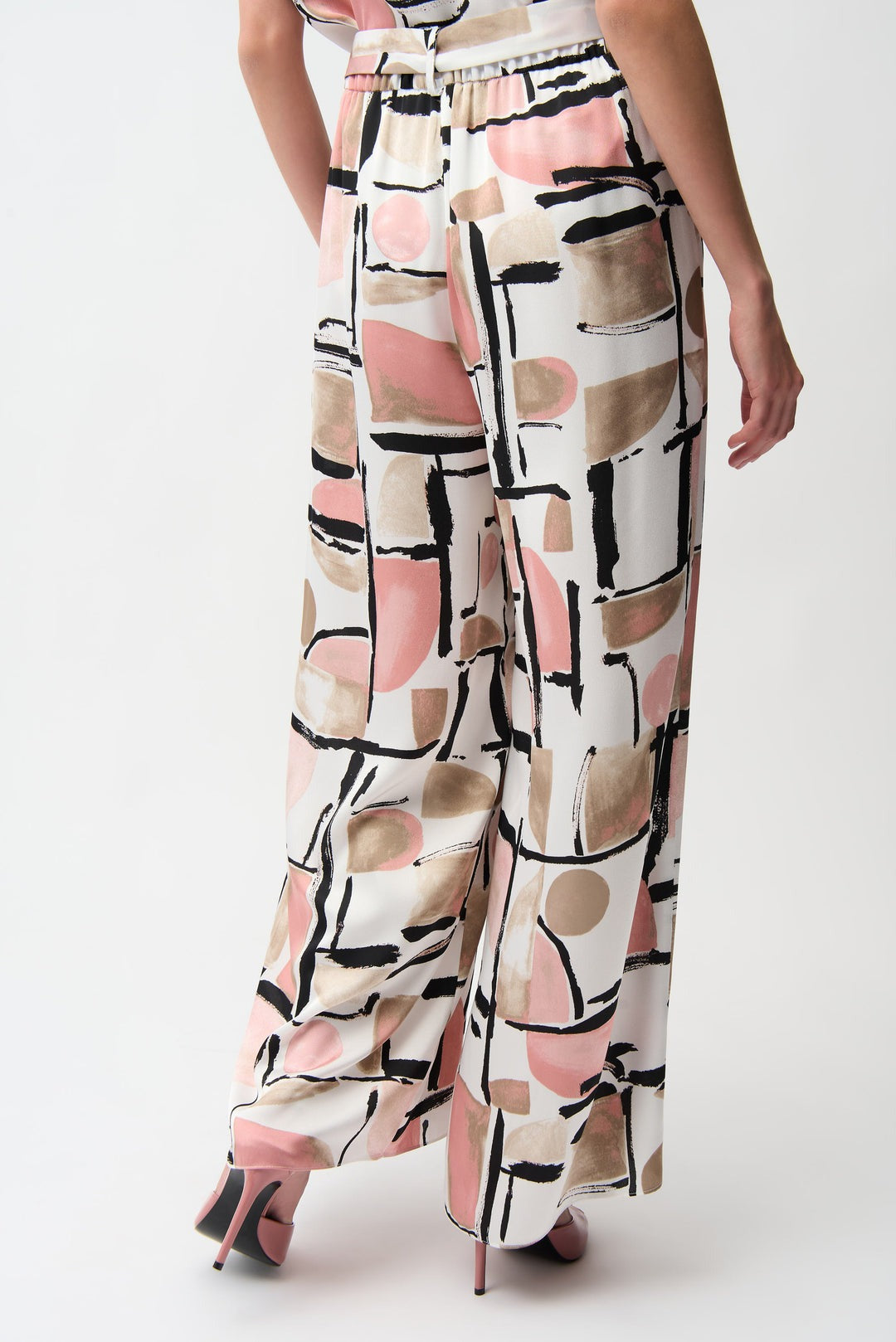An image of the Joseph Ribkoff Abstract Print Trousers