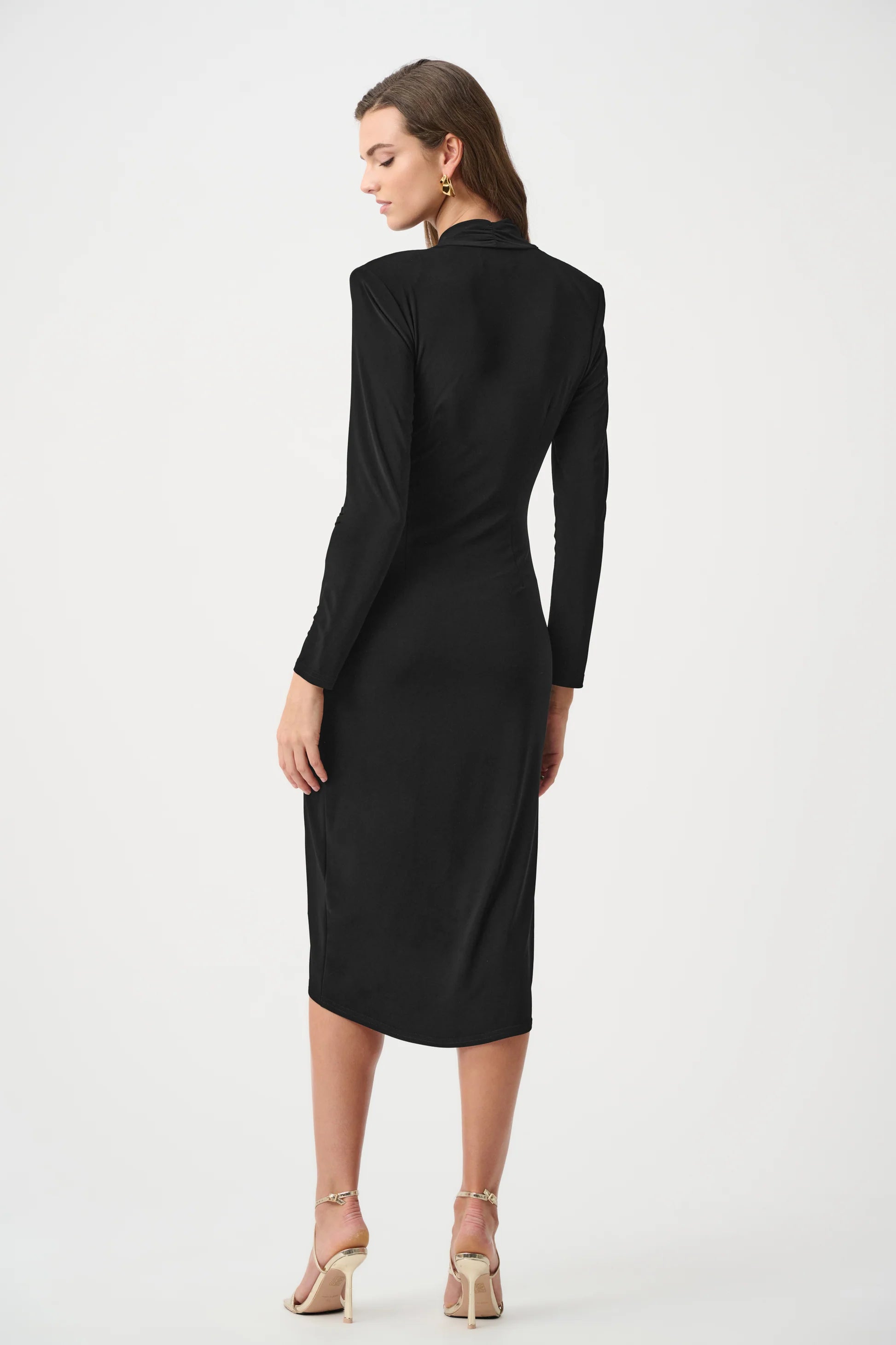 Dress (Signature)