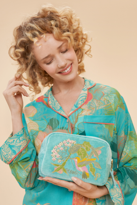 An image of the Powder Hummingbird Make Up Bag