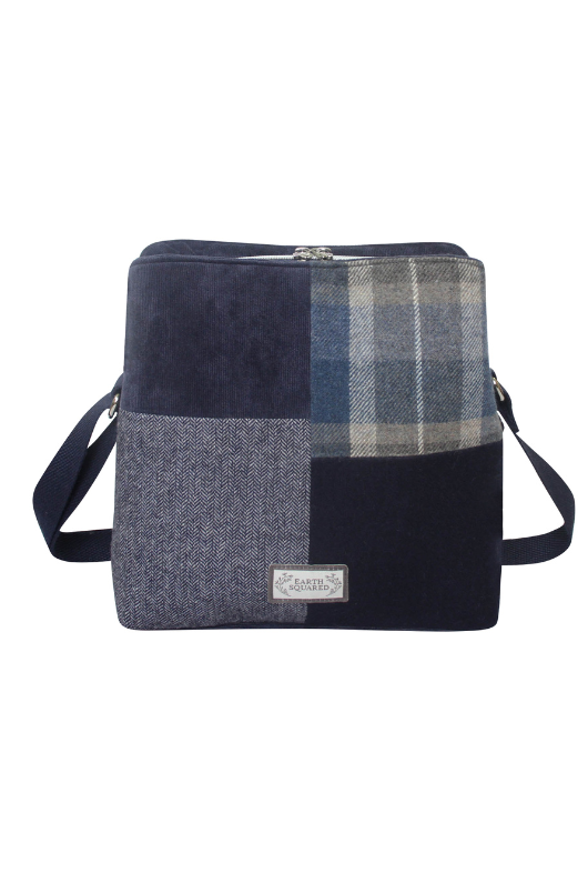 An image of the Earthsquared Logan Bag