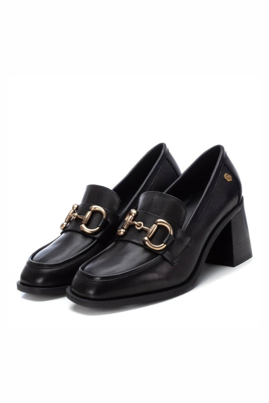 An image of the Carmela Heeled Leather Loafer