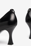 An image of the Nero Giardini Leather Chain Detail Court Shoe