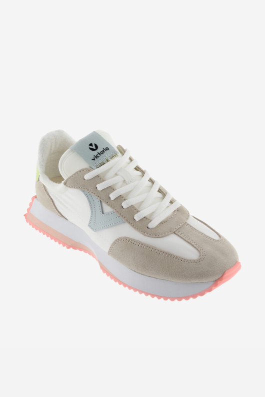 An image of the Victoria Cosmos Trainer
